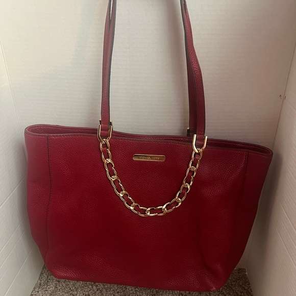Michael Kors Harper Chain Top Handle East West Red Pebbled Leather Tote - Picture 1 of 11